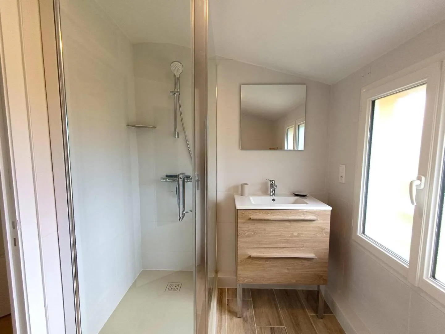 Maison Avec Wifi, Jardin, Terrasse A L'Ile Grande - Pleumeur-Bodou - Ref 270 0*,  France